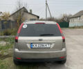 Серый Форд Фиеста, объемом двигателя 1.4 л и пробегом 237 тыс. км за 3500 $, фото 2 на Automoto.ua