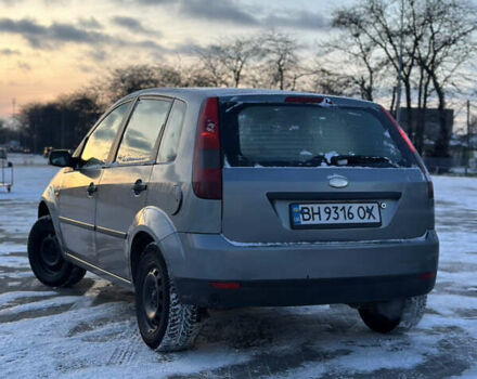 Сірий Форд Фієста, об'ємом двигуна 1.6 л та пробігом 270 тис. км за 2899 $, фото 3 на Automoto.ua