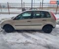 Серый Форд Фиеста, объемом двигателя 1.3 л и пробегом 183 тыс. км за 3500 $, фото 4 на Automoto.ua