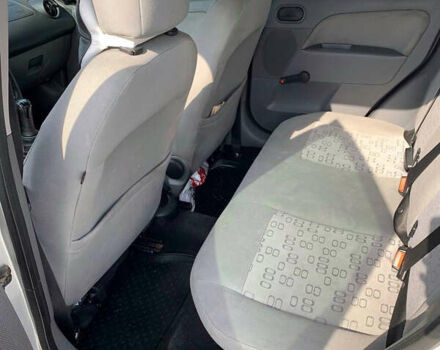 Серый Форд Фиеста, объемом двигателя 1.25 л и пробегом 290 тыс. км за 3600 $, фото 8 на Automoto.ua