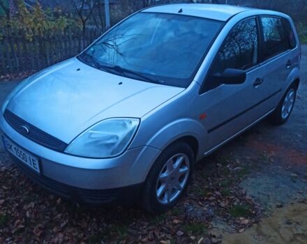 Серый Форд Фиеста, объемом двигателя 1.3 л и пробегом 187 тыс. км за 3400 $, фото 9 на Automoto.ua