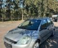 Сірий Форд Фієста, об'ємом двигуна 1.4 л та пробігом 190 тис. км за 3100 $, фото 1 на Automoto.ua