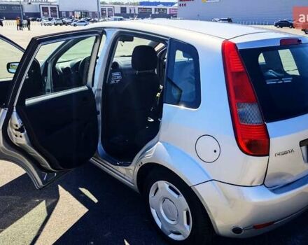 Серый Форд Фиеста, объемом двигателя 1.3 л и пробегом 205 тыс. км за 3500 $, фото 8 на Automoto.ua