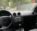 Серый Форд Фиеста, объемом двигателя 1.3 л и пробегом 115 тыс. км за 3500 $, фото 11 на Automoto.ua