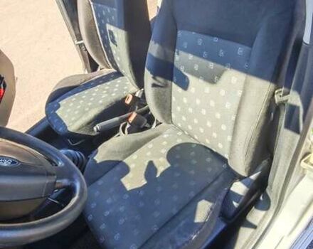 Серый Форд Фиеста, объемом двигателя 1.3 л и пробегом 205 тыс. км за 3500 $, фото 12 на Automoto.ua