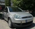 Серый Форд Фиеста, объемом двигателя 1.3 л и пробегом 203 тыс. км за 4000 $, фото 7 на Automoto.ua