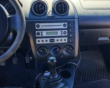 Серый Форд Фиеста, объемом двигателя 1.3 л и пробегом 205 тыс. км за 3500 $, фото 10 на Automoto.ua