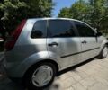 Сірий Форд Фієста, об'ємом двигуна 1.3 л та пробігом 206 тис. км за 3100 $, фото 3 на Automoto.ua