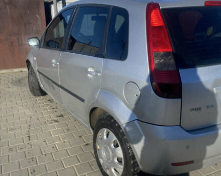 Серый Форд Фиеста, объемом двигателя 1.4 л и пробегом 250 тыс. км за 2800 $, фото 3 на Automoto.ua