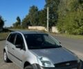 Сірий Форд Фієста, об'ємом двигуна 1.4 л та пробігом 230 тис. км за 2400 $, фото 1 на Automoto.ua