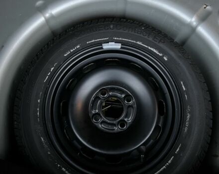 Сірий Форд Фієста, об'ємом двигуна 1.4 л та пробігом 182 тис. км за 4200 $, фото 19 на Automoto.ua