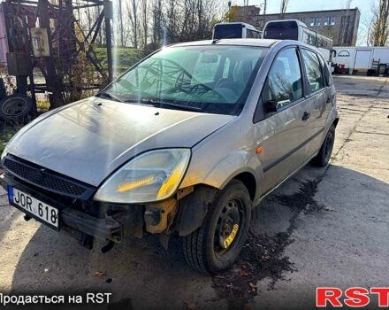 Серый Форд Фиеста, объемом двигателя 1.4 л и пробегом 254 тыс. км за 999 $, фото 7 на Automoto.ua