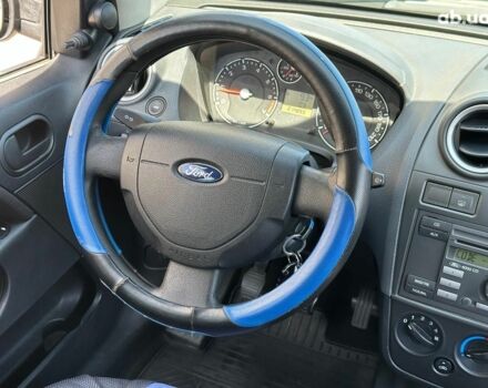 Сірий Форд Фієста, об'ємом двигуна 1.4 л та пробігом 214 тис. км за 4490 $, фото 17 на Automoto.ua