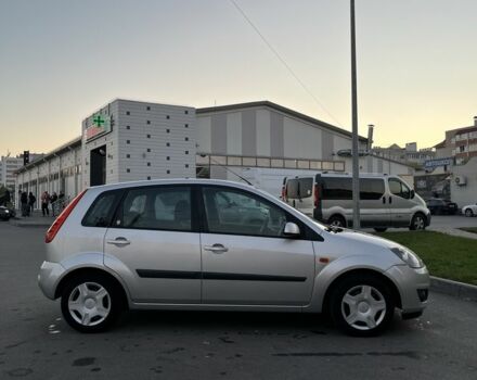 Сірий Форд Фієста, об'ємом двигуна 1.4 л та пробігом 182 тис. км за 4200 $, фото 9 на Automoto.ua