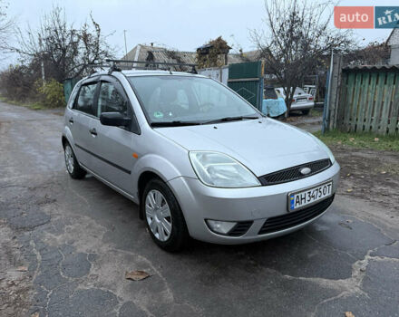 Серый Форд Фиеста, объемом двигателя 0 л и пробегом 190 тыс. км за 3700 $, фото 10 на Automoto.ua