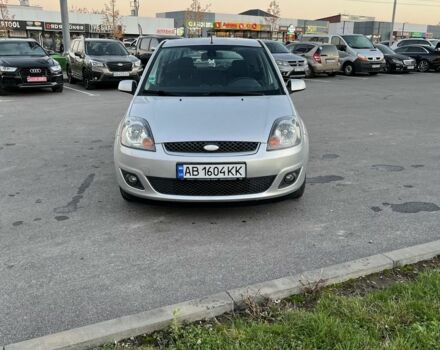 Сірий Форд Фієста, об'ємом двигуна 1.4 л та пробігом 182 тис. км за 4200 $, фото 1 на Automoto.ua