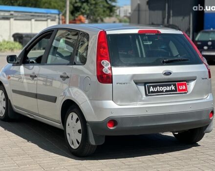 Сірий Форд Фієста, об'ємом двигуна 1.4 л та пробігом 214 тис. км за 4490 $, фото 6 на Automoto.ua