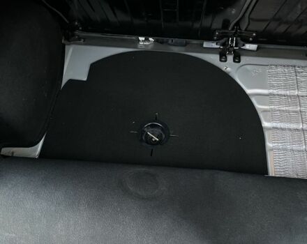 Сірий Форд Фієста, об'ємом двигуна 1.4 л та пробігом 182 тис. км за 4200 $, фото 20 на Automoto.ua