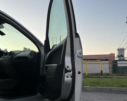 Сірий Форд Фієста, об'ємом двигуна 1.4 л та пробігом 182 тис. км за 4200 $, фото 14 на Automoto.ua