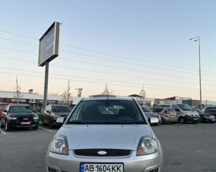 Сірий Форд Фієста, об'ємом двигуна 1.4 л та пробігом 182 тис. км за 4200 $, фото 2 на Automoto.ua