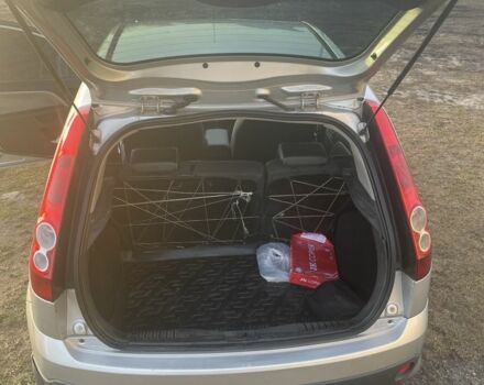 Форд Фиеста 2006 в Житомире на Automoto.ua Серый Форд Фиеста, объемом двигателя 1.4 л и пробегом 282 тыс. км за 3900 $, фото 12 на Automoto.ua