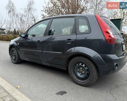 Сірий Форд Фієста, об'ємом двигуна 1.3 л та пробігом 185 тис. км за 4500 $, фото 8 на Automoto.ua