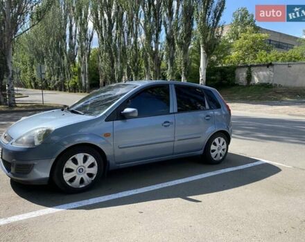 Серый Форд Фиеста, объемом двигателя 1.2 л и пробегом 212 тыс. км за 3800 $, фото 9 на Automoto.ua