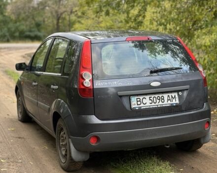 Форд Фиеста 2006 в Вознесенске на Automoto.ua Серый Форд Фиеста, объемом двигателя 1.4 л и пробегом 258 тыс. км за 2600 $, фото 3 на Automoto.ua
