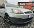 Сірий Форд Фієста, об'ємом двигуна 1.3 л та пробігом 154 тис. км за 3700 $, фото 15 на Automoto.ua