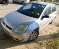 Сірий Форд Фієста, об'ємом двигуна 1 л та пробігом 220 тис. км за 1950 $, фото 1 на Automoto.ua