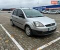 Серый Форд Фиеста, объемом двигателя 1.3 л и пробегом 220 тыс. км за 2800 $, фото 2 на Automoto.ua