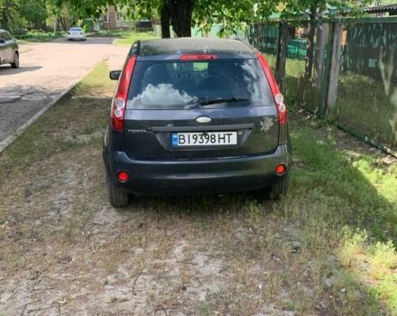 Серый Форд Фиеста, объемом двигателя 1.4 л и пробегом 167 тыс. км за 3000 $, фото 2 на Automoto.ua