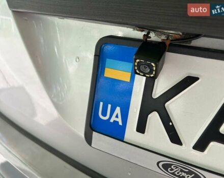 Сірий Форд Фієста, об'ємом двигуна 1.39 л та пробігом 183 тис. км за 5500 $, фото 15 на Automoto.ua