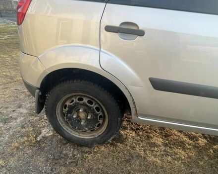 Форд Фиеста 2006 в Житомире на Automoto.ua Серый Форд Фиеста, объемом двигателя 1.4 л и пробегом 282 тыс. км за 3900 $, фото 9 на Automoto.ua