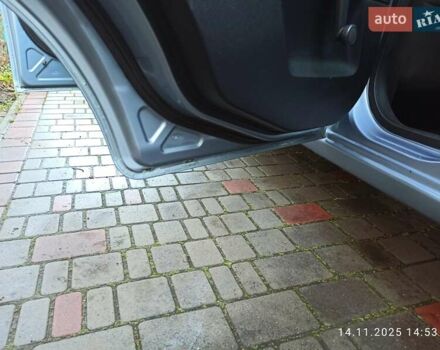 Серый Форд Фиеста, объемом двигателя 1.3 л и пробегом 88 тыс. км за 4400 $, фото 14 на Automoto.ua