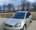 Серый Форд Фиеста, объемом двигателя 1.2 л и пробегом 149 тыс. км за 3700 $, фото 1 на Automoto.ua