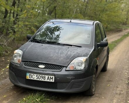 Форд Фиеста 2006 в Вознесенске на Automoto.ua Серый Форд Фиеста, объемом двигателя 1.4 л и пробегом 258 тыс. км за 2600 $, фото 1 на Automoto.ua