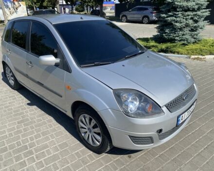 Серый Форд Фиеста, объемом двигателя 1.4 л и пробегом 250 тыс. км за 4199 $, фото 8 на Automoto.ua