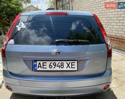 Серый Форд Фиеста, объемом двигателя 1.2 л и пробегом 212 тыс. км за 3800 $, фото 14 на Automoto.ua