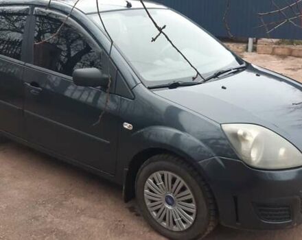 Серый Форд Фиеста, объемом двигателя 1.3 л и пробегом 202 тыс. км за 2800 $, фото 1 на Automoto.ua