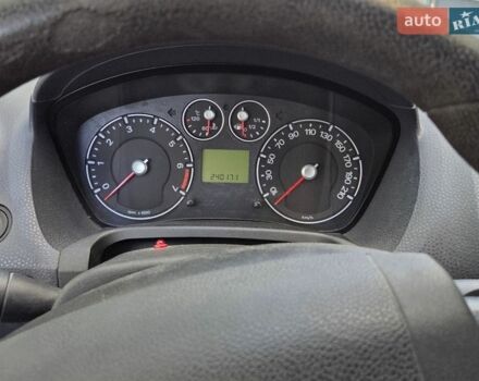 Серый Форд Фиеста, объемом двигателя 1.39 л и пробегом 240 тыс. км за 2200 $, фото 19 на Automoto.ua