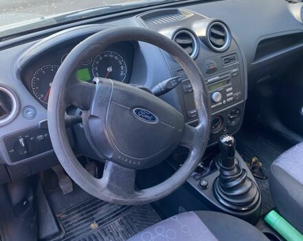 Сірий Форд Фієста, об'ємом двигуна 1.25 л та пробігом 233 тис. км за 2600 $, фото 3 на Automoto.ua