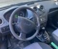 Сірий Форд Фієста, об'ємом двигуна 1.25 л та пробігом 233 тис. км за 2600 $, фото 3 на Automoto.ua