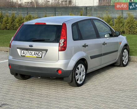 Серый Форд Фиеста, объемом двигателя 1.4 л и пробегом 202 тыс. км за 4850 $, фото 4 на Automoto.ua