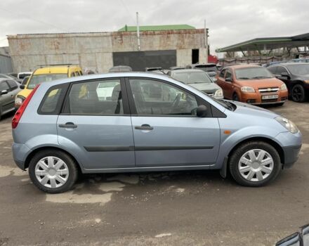 Серый Форд Фиеста, объемом двигателя 1.4 л и пробегом 160 тыс. км за 4200 $, фото 8 на Automoto.ua