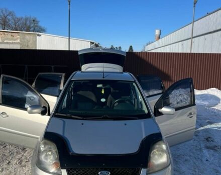 Серый Форд Фиеста, объемом двигателя 1.3 л и пробегом 244 тыс. км за 4000 $, фото 6 на Automoto.ua