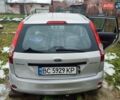 Серый Форд Фиеста, объемом двигателя 1.3 л и пробегом 130 тыс. км за 3900 $, фото 2 на Automoto.ua