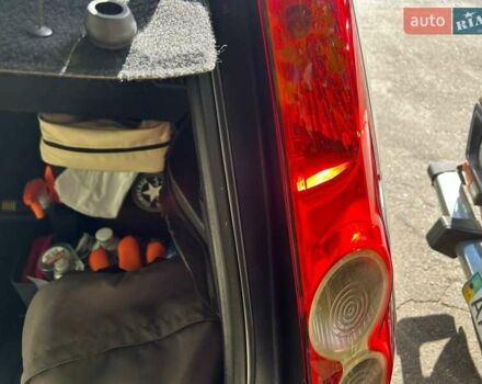 Сірий Форд Фієста, об'ємом двигуна 1.39 л та пробігом 183 тис. км за 5500 $, фото 12 на Automoto.ua