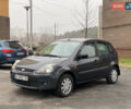 Серый Форд Фиеста, объемом двигателя 1.4 л и пробегом 235 тыс. км за 3300 $, фото 1 на Automoto.ua