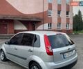 Серый Форд Фиеста, объемом двигателя 1.3 л и пробегом 315 тыс. км за 2950 $, фото 10 на Automoto.ua
